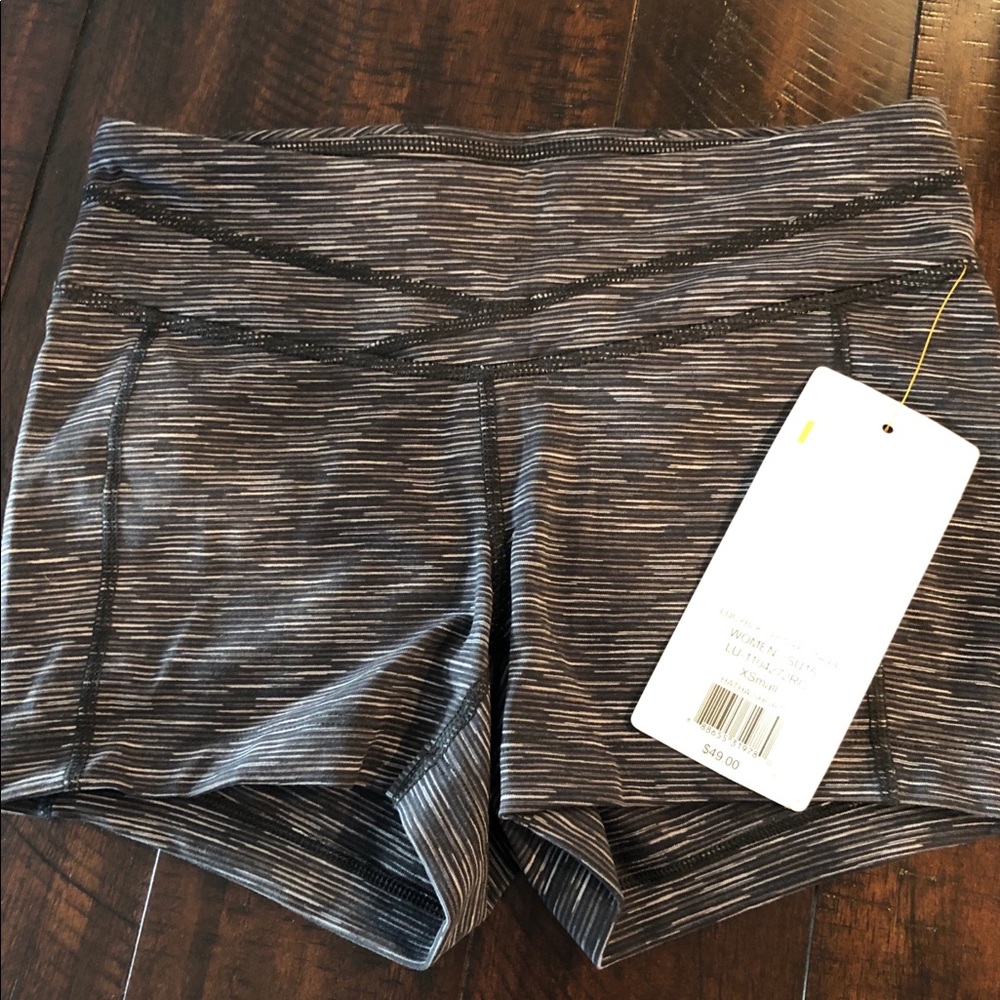 NWT Lucy Hatha Short XS